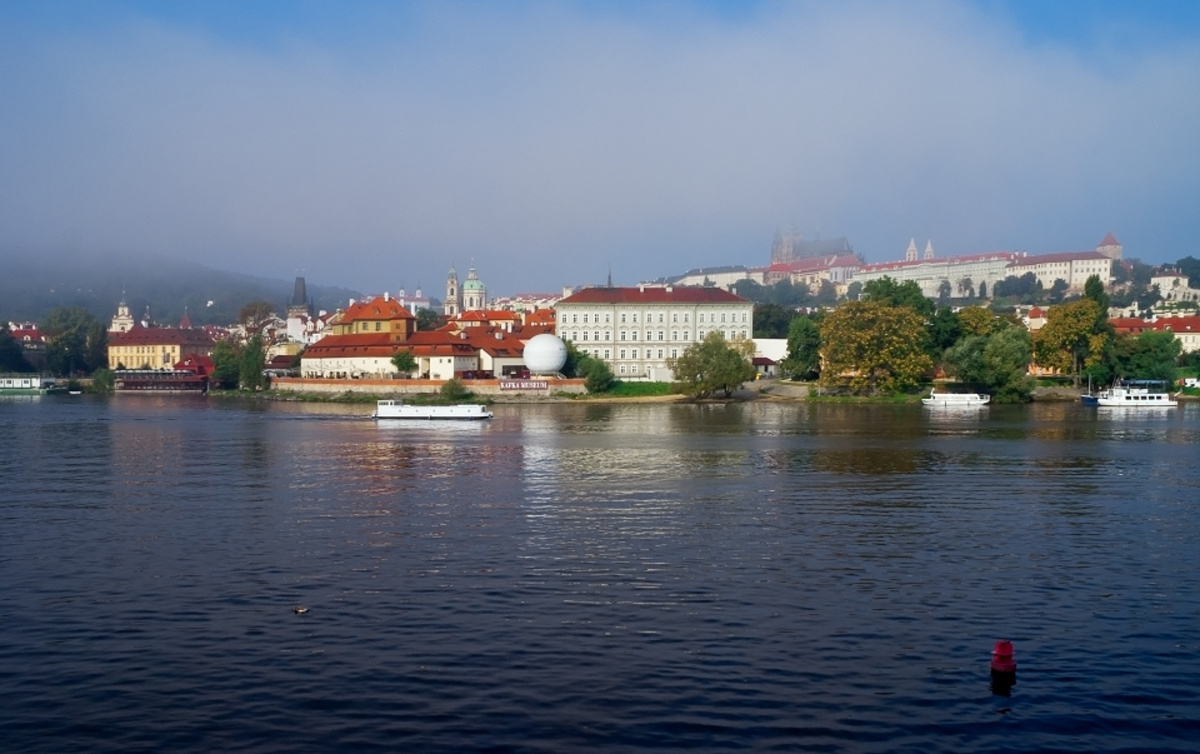 Praha ráno 218